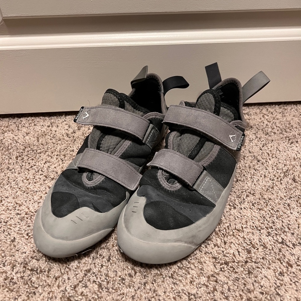 Butora Climbing shoes